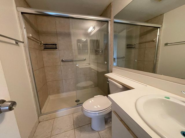 207 Foxtail Drive E3, Greenacres, FL 33415