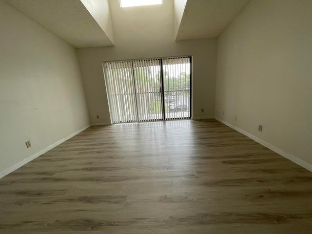 207 Foxtail Drive E3, Greenacres, FL 33415