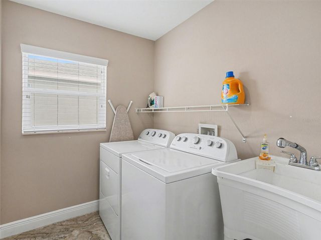 2305 14TH STREET W, Palmetto, FL 34221