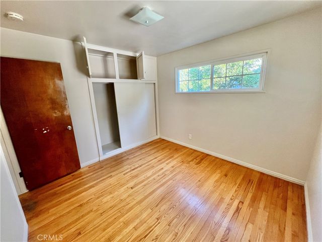 16527 Superior, Northridge, CA 91343