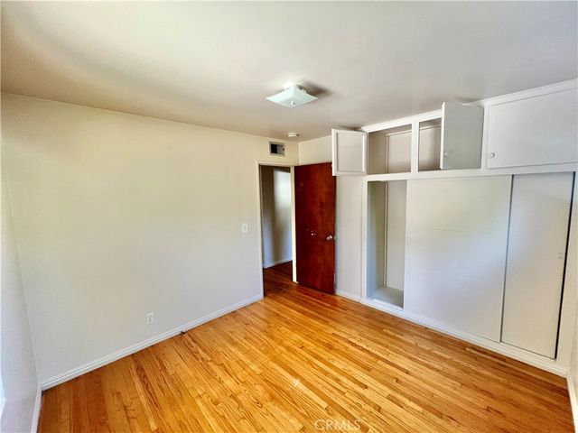 16527 Superior, Northridge, CA 91343