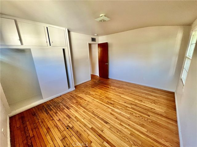 16527 Superior, Northridge, CA 91343
