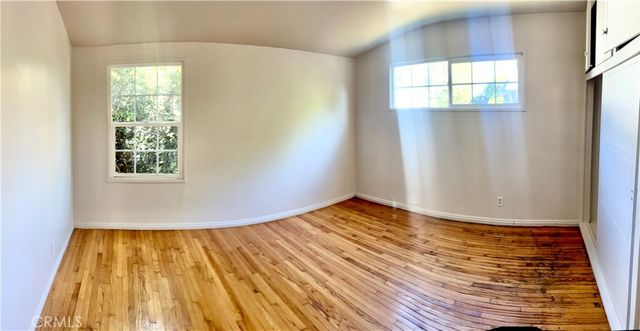 16527 Superior, Northridge, CA 91343