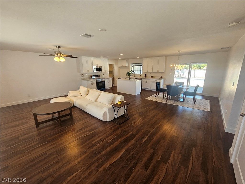 1580 Quarter Horse Drive, Henderson, NV 89002 — photo 3