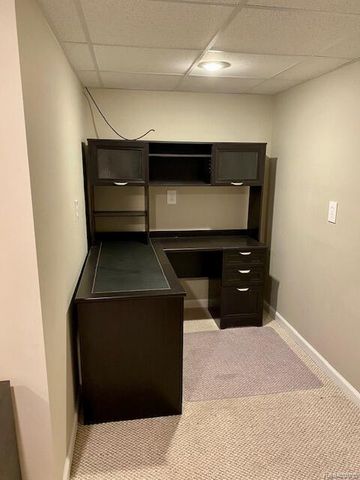 1395 Waverly Drive, White Lake, MI 48386