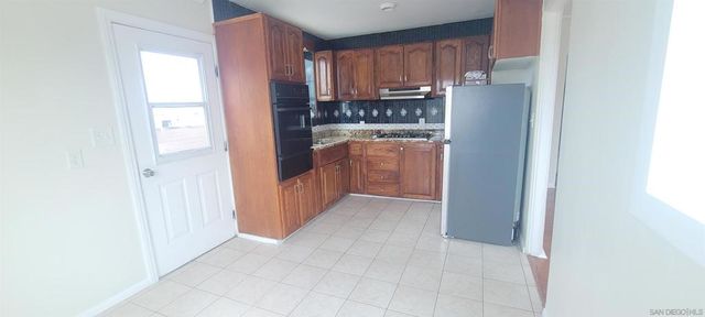 3946 Division Street, San Diego, CA 92113