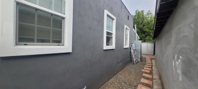 3946 Division Street, San Diego, CA 92113