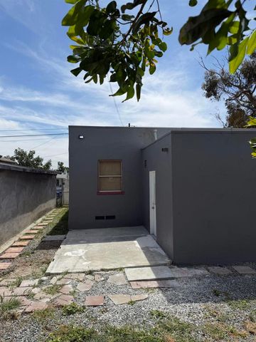 3946 Division Street, San Diego, CA 92113