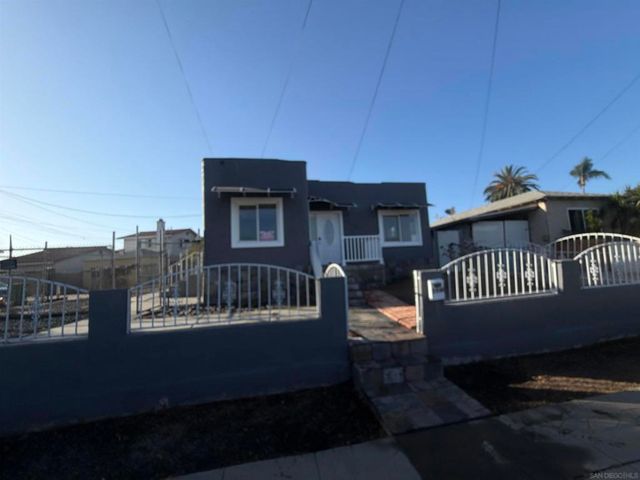 3946 Division Street, San Diego, CA 92113