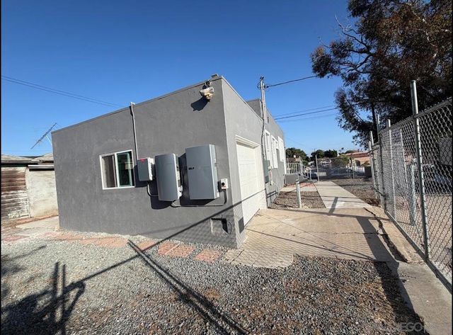 3946 Division Street, San Diego, CA 92113