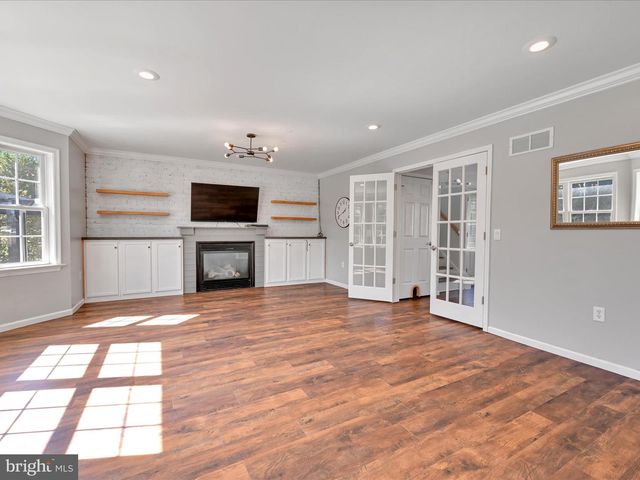 47 EASTFIELD DR, Lebanon, PA 17042