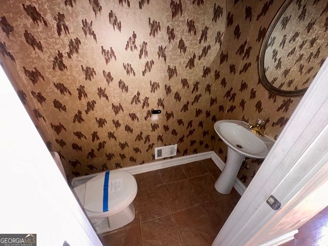 3322 Hunters Hill Drive, Lithonia, GA 30038