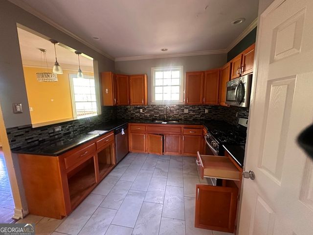 3322 Hunters Hill Drive, Lithonia, GA 30038