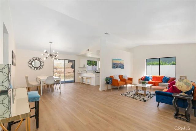 1075 Leslie Court, Colton, CA 92324