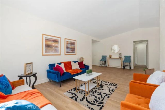 1075 Leslie Court, Colton, CA 92324