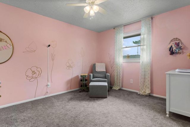 2386 Parkview Drive, Grove City, OH 43123