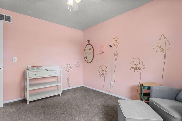 2386 Parkview Drive, Grove City, OH 43123