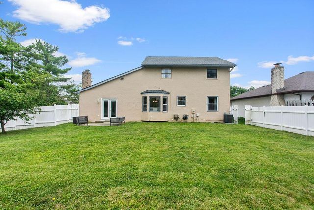 2386 Parkview Drive, Grove City, OH 43123