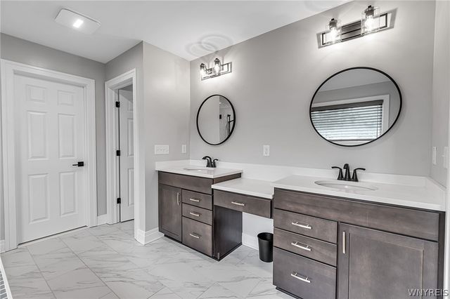 2240 Lapham Road, Aurora, NY 14052