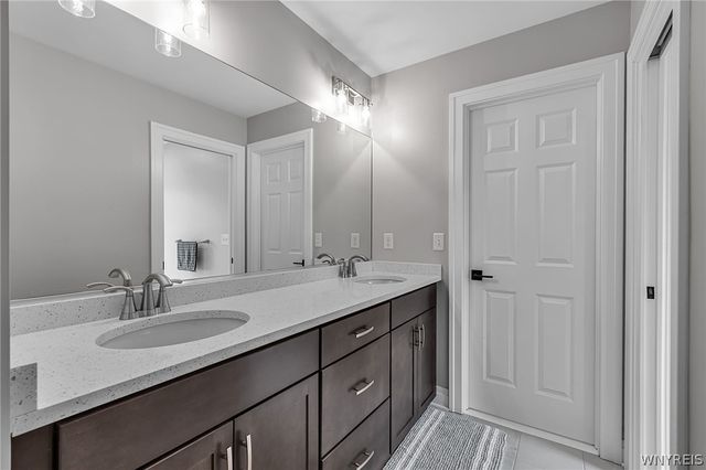 2240 Lapham Road, Aurora, NY 14052