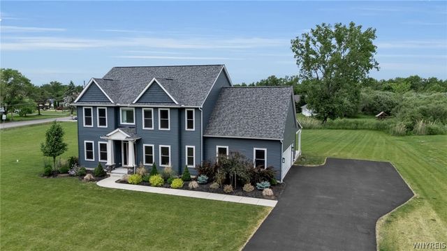 2240 Lapham Road, Aurora, NY 14052