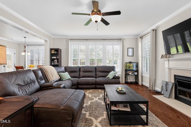 626 Bridgeport Circle, Clayton, NC 27527