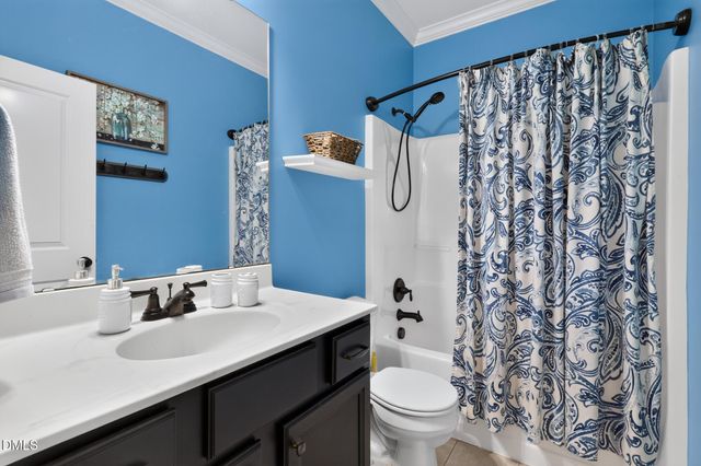 626 Bridgeport Circle, Clayton, NC 27527
