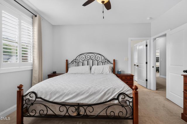 626 Bridgeport Circle, Clayton, NC 27527