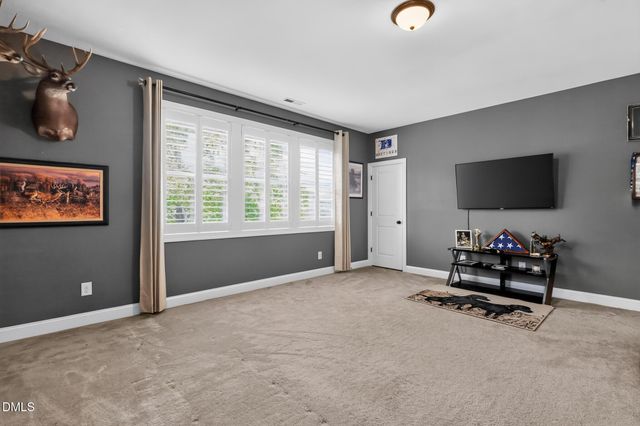 626 Bridgeport Circle, Clayton, NC 27527