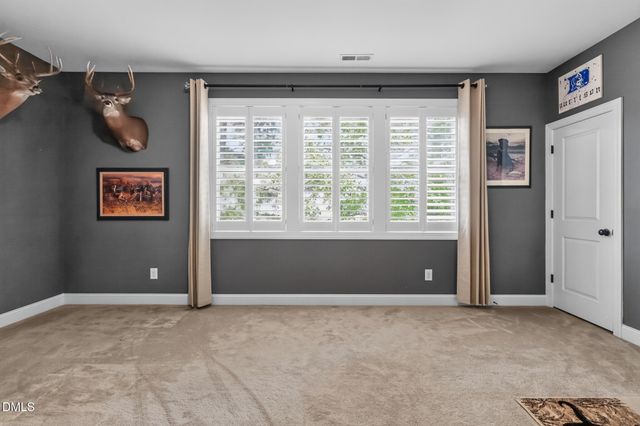 626 Bridgeport Circle, Clayton, NC 27527