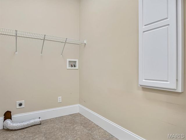 1135 Nassau Drive, Edwardsville, IL 62025