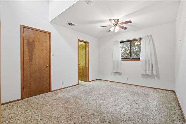 122 Painted Post, Shavano Park, TX 78231