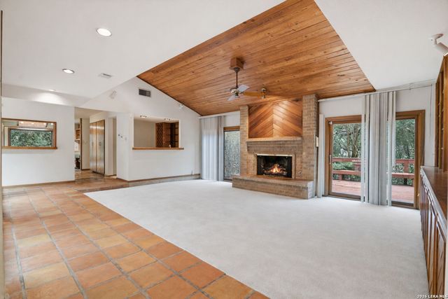 122 Painted Post, Shavano Park, TX 78231