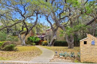 122 Painted Post, Shavano Park, TX 78231