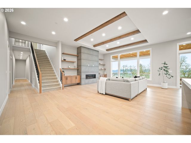 410 W U St, Washougal, WA 98671