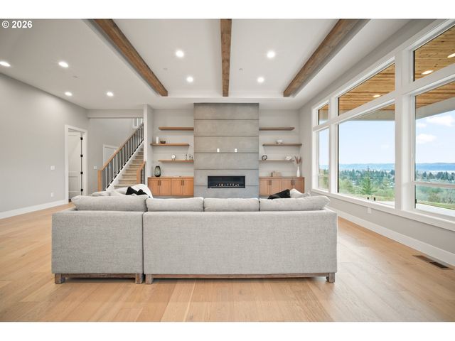 410 W U St, Washougal, WA 98671