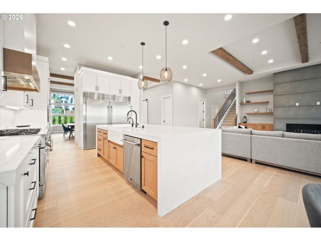 410 W U St, Washougal, WA 98671