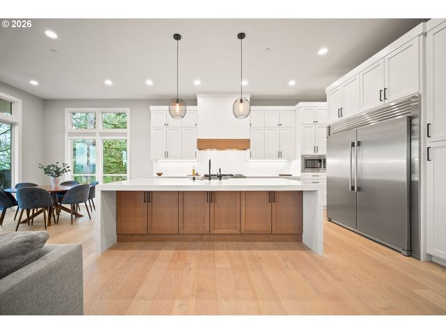 410 W U St, Washougal, WA 98671