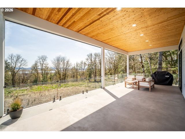 410 W U St, Washougal, WA 98671