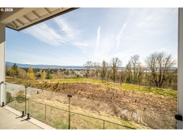 410 W U St, Washougal, WA 98671