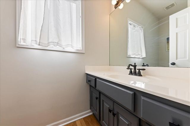 13509 W 53rd Terrace, Shawnee, KS 66216