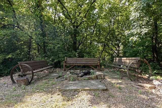 13509 W 53rd Terrace, Shawnee, KS 66216