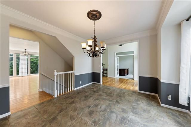 13509 W 53rd Terrace, Shawnee, KS 66216