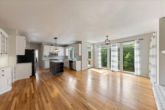 13509 W 53rd Terrace, Shawnee, KS 66216