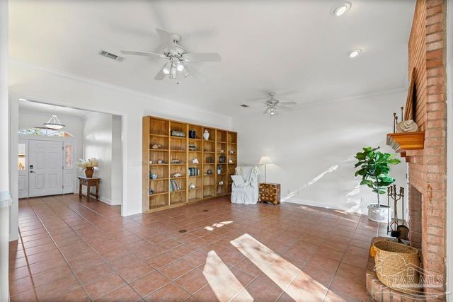 960 Vestavia Way, Gulf Breeze, FL 32563