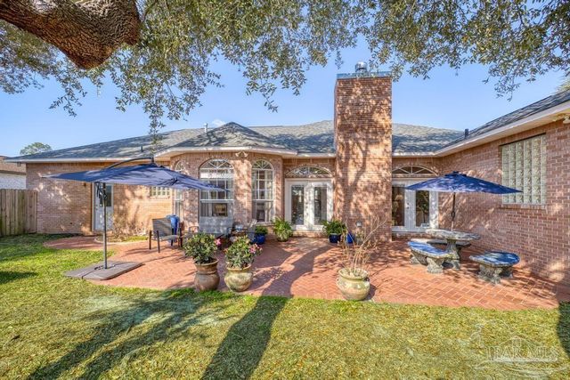 960 Vestavia Way, Gulf Breeze, FL 32563