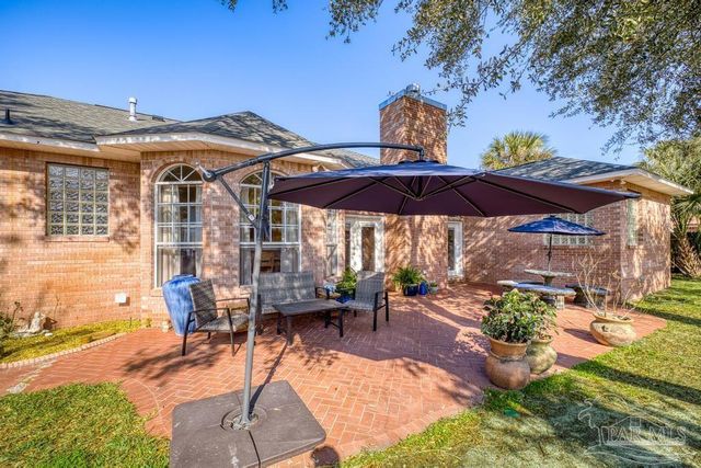 960 Vestavia Way, Gulf Breeze, FL 32563