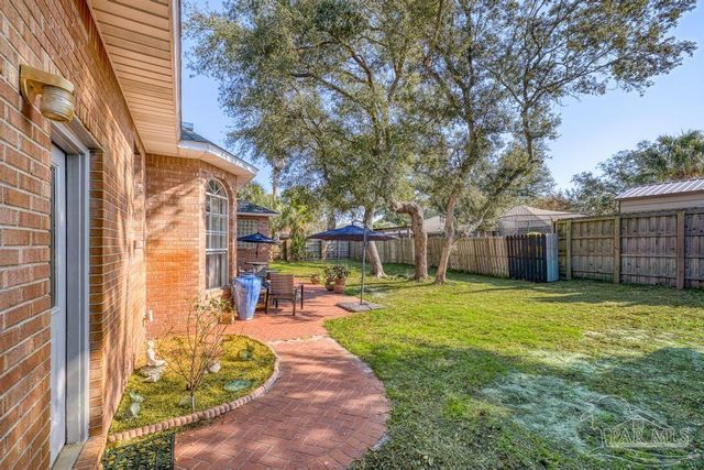 960 Vestavia Way, Gulf Breeze, FL 32563