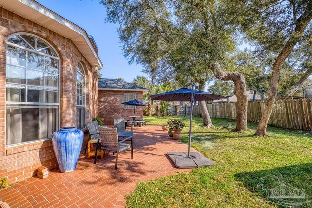 960 Vestavia Way, Gulf Breeze, FL 32563