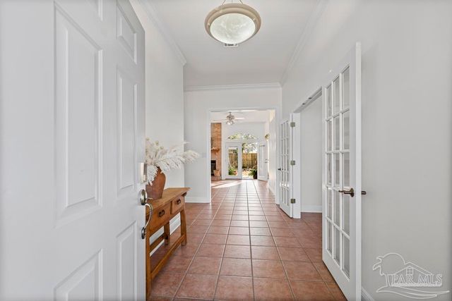 960 Vestavia Way, Gulf Breeze, FL 32563